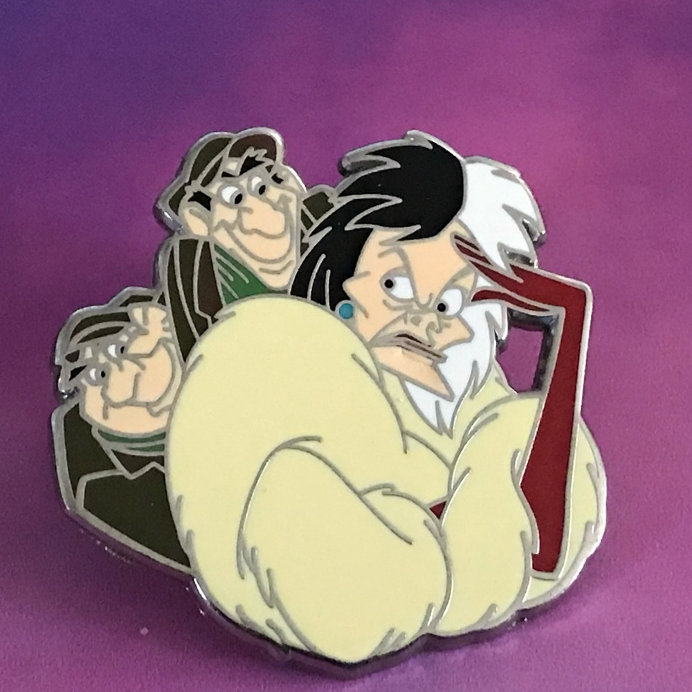 Disney Villian cruella de vil Disney pin Jasper and Horace 101 Dalmatians